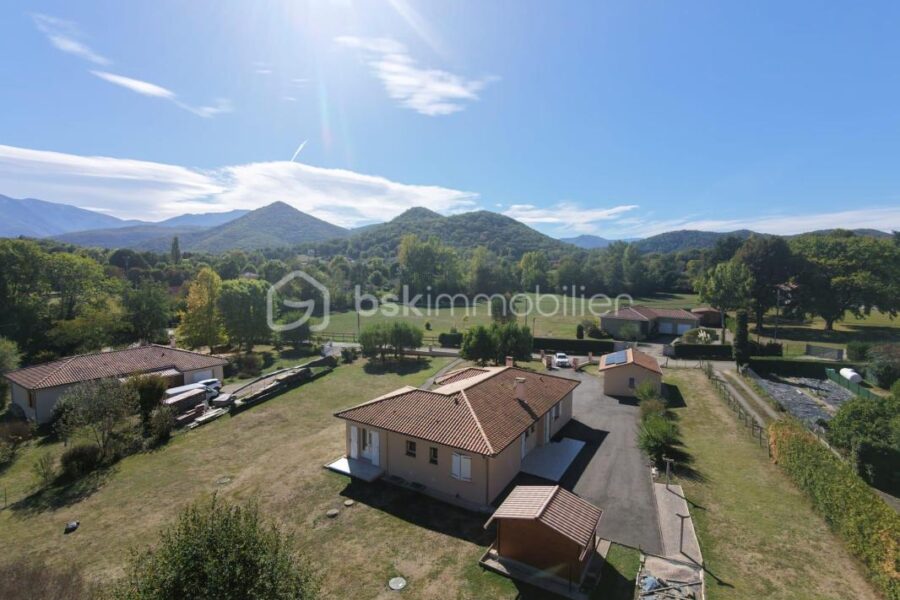 Maison à vendre à Encausse-les-Thermes — Vue montagne — photo 1