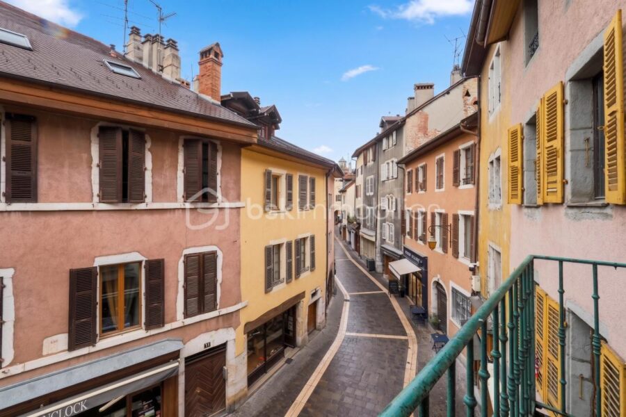 Appartement à vendre à Annecy — Vue sur la ville — photo 2