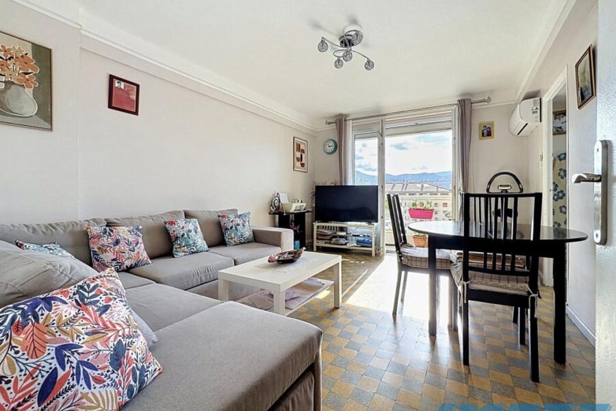Appartement à vendre à Marseille 9e arrondissement — Vue montagne — photo 3
