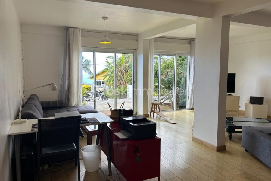 Maison à vendre à Les Avirons — Vue mer — photo 3