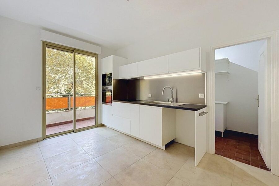 Appartement à louer à Ajaccio — Vue mer — photo 3