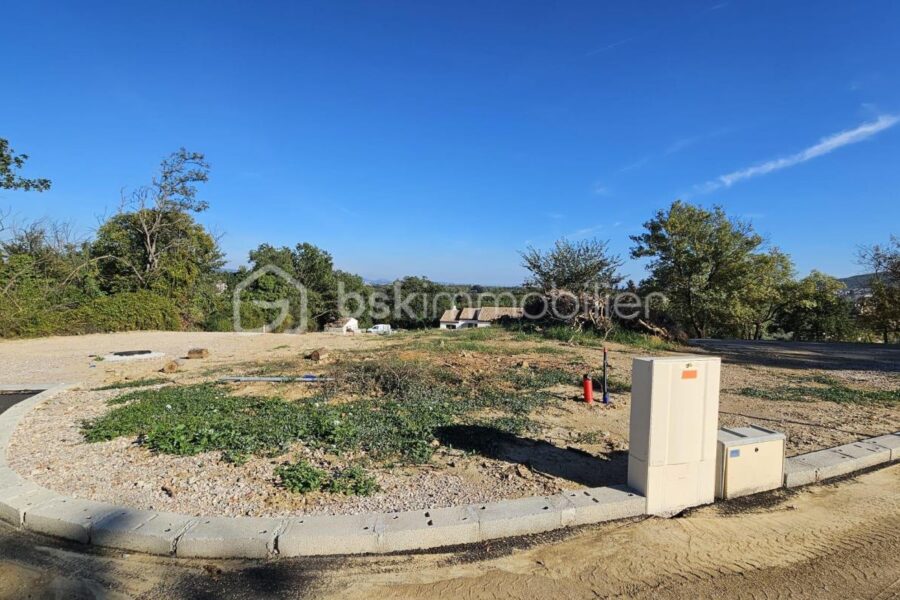 Terrain à vendre à Roquebrune-sur-Argens — photo 2