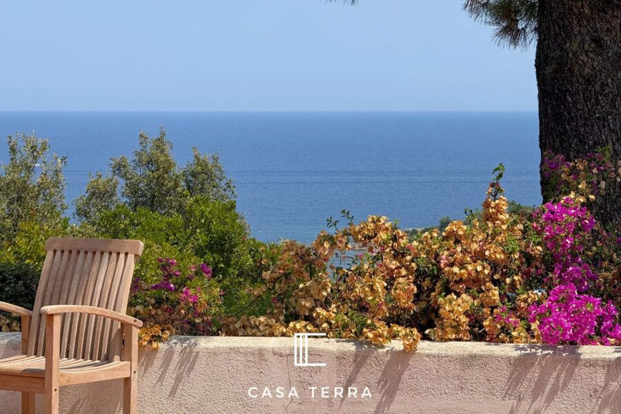 Maison à vendre à Sainte-Lucie-de-Porto-Vecchio — Vue mer — photo 2