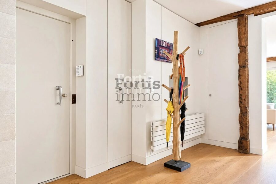 Appartement à vendre à Paris 1er arrondissement — Vue sur la ville — photo 9