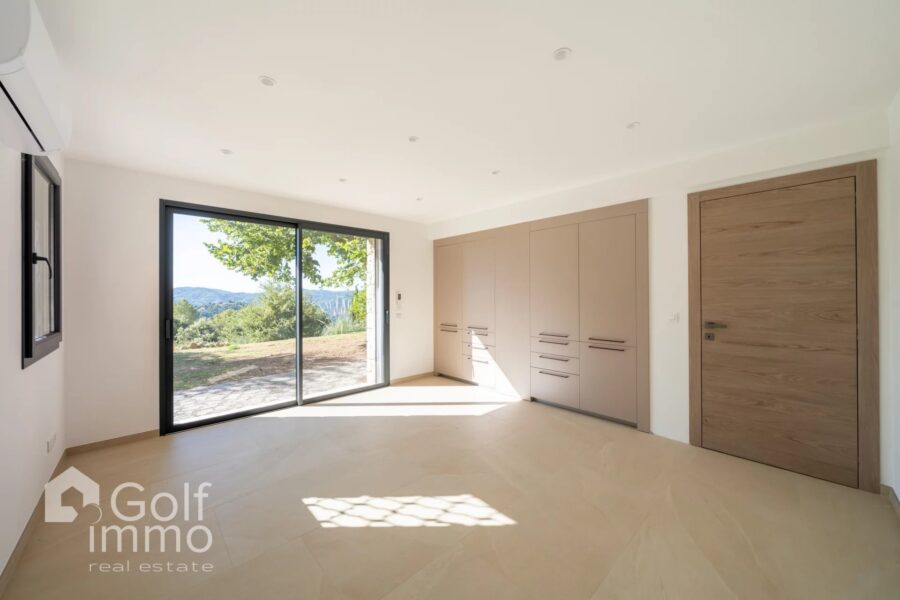 Maison à vendre à Le Tignet — Vue mer — photo 18