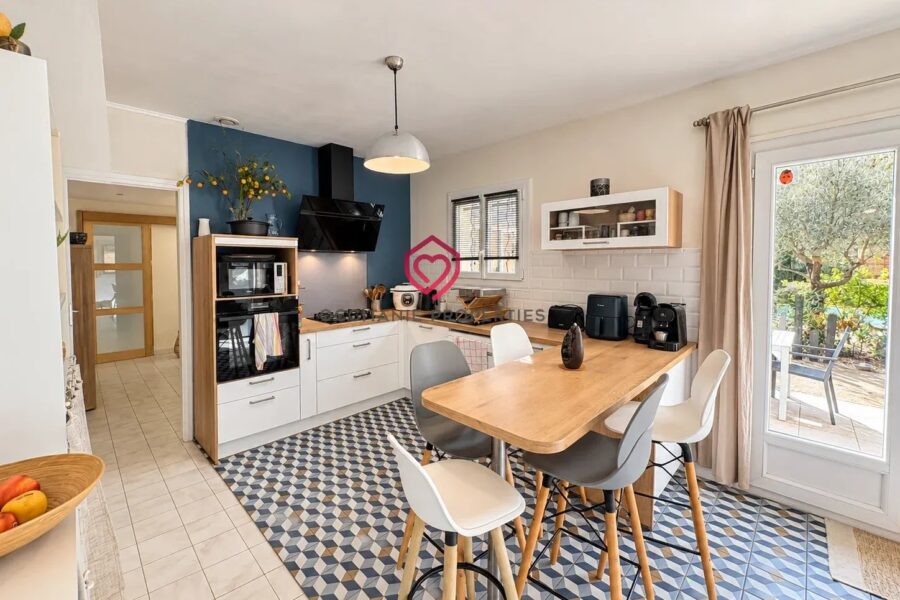 Maison à vendre à Ornaisons — Vue parc & jardin — photo 4