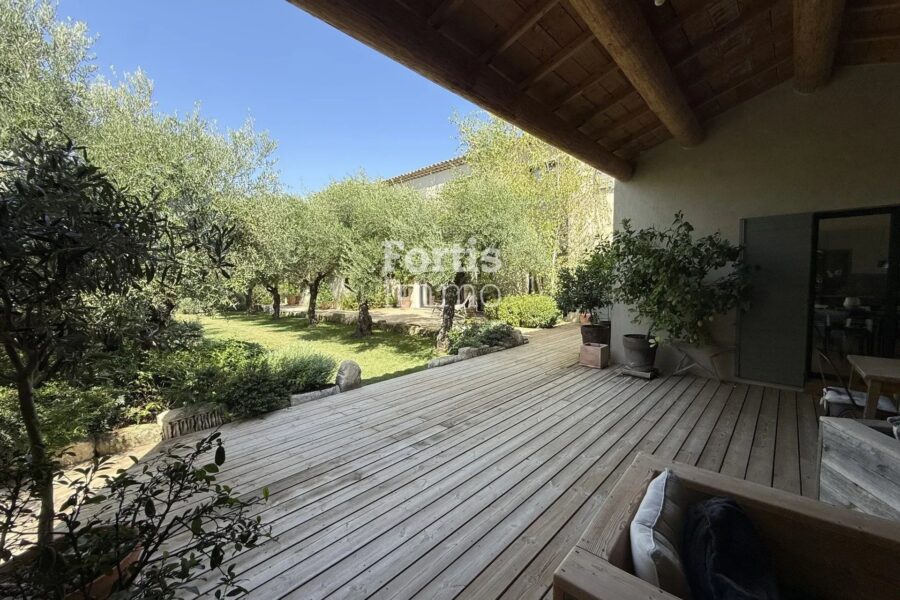 Maison à vendre à Paradou — Vue montagne — photo 35