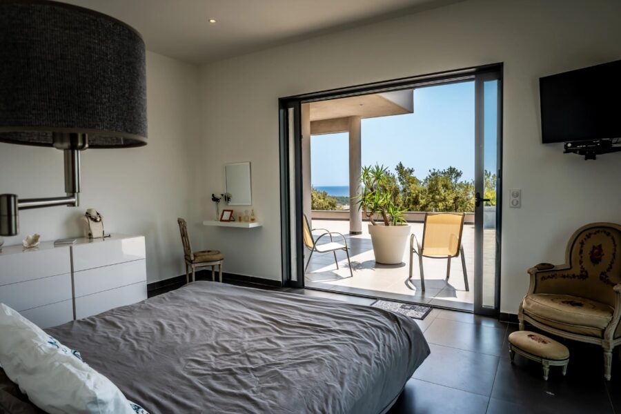 Maison à vendre à Sainte-Lucie-de-Porto-Vecchio — Vue mer — photo 10
