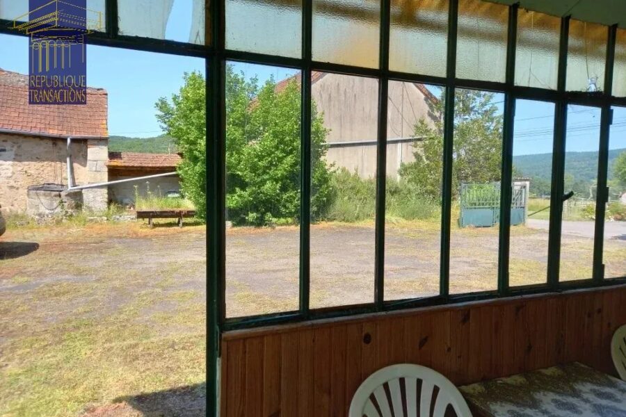 Maison à vendre à Arnay-le-Duc — Vue nature — photo 7