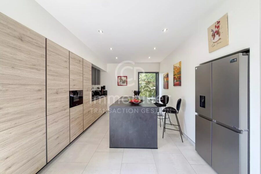 Maison à vendre à Cannes — Vue parc & jardin — photo 8