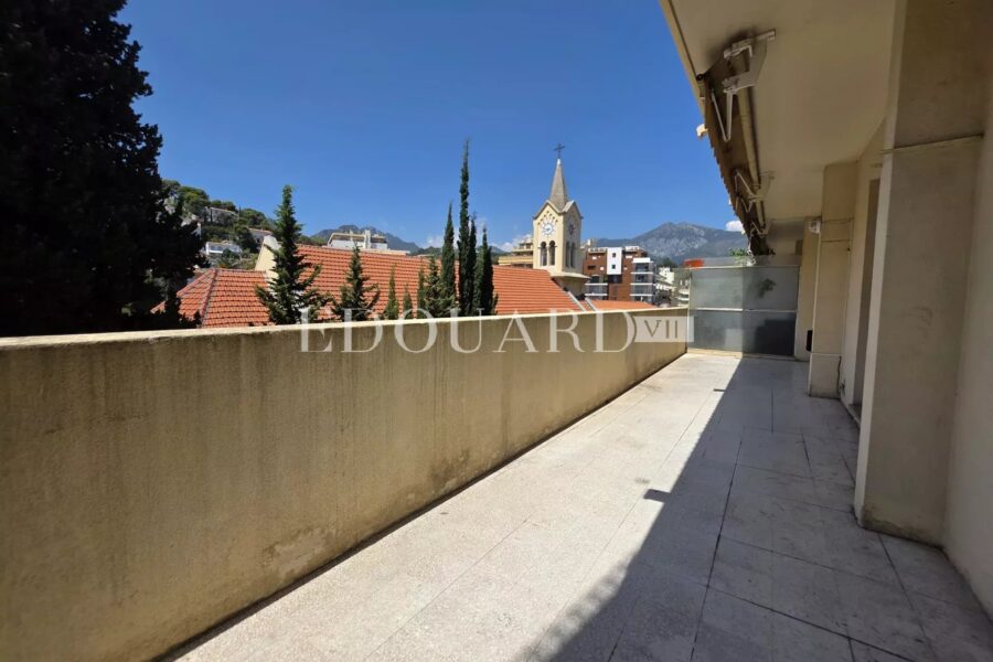 Appartement à vendre à Roquebrune-Cap-Martin — Vue montagne — photo 2