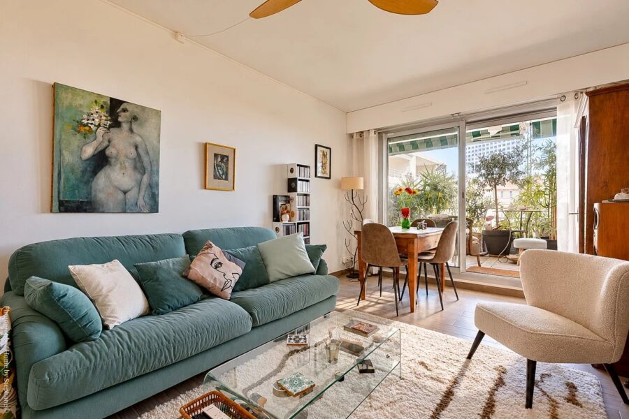 Appartement à vendre à Marseille 6e arrondissement — Vue sur la ville — photo 4