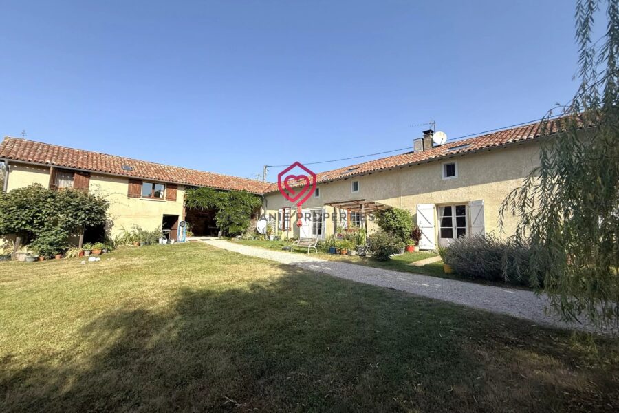 Maison à vendre à Lodes — Vue montagne — photo 2