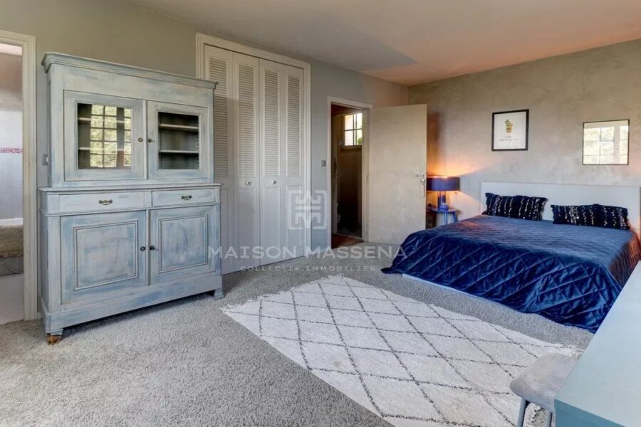 Maison à vendre à La Roquette-sur-Var — Vue montagne — photo 42