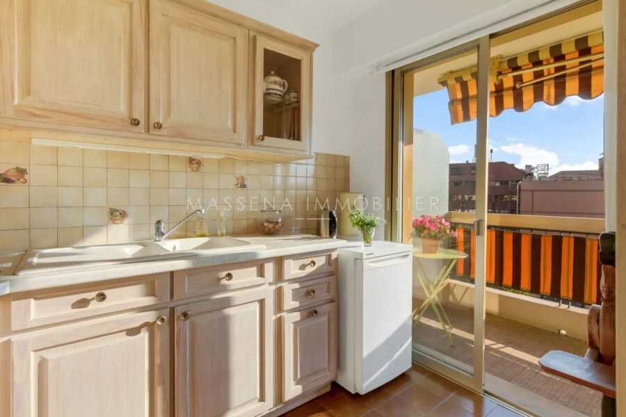 Appartement à vendre à Nice — Vue sur la ville — photo 7