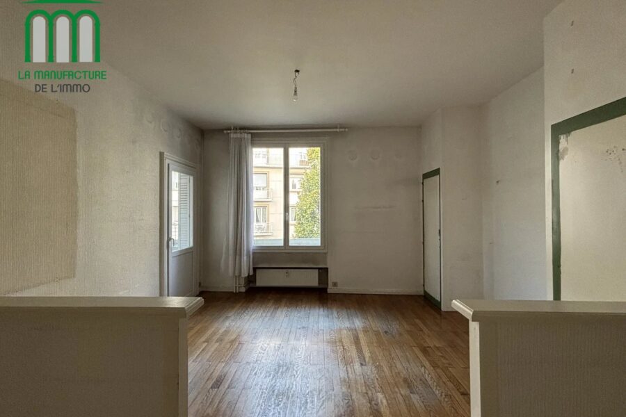 Appartement à vendre à Saint-Étienne — Vue sur la ville — photo 8