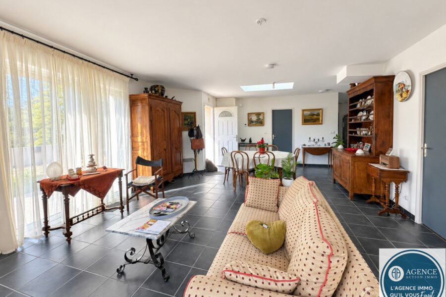 Maison à vendre à Saint-Rambert-d&rsquo;Albon — Vue parc & jardin — photo 4