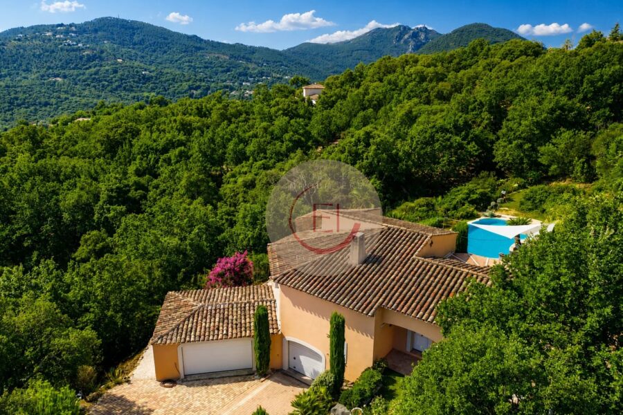 Maison à vendre à Les Adrets-de-l&rsquo;Estérel — Vue mer — photo 4
