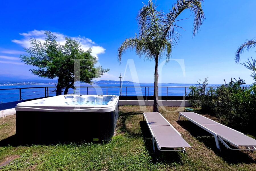Appartement à vendre à Théoule-sur-Mer — Vue mer — photo 2
