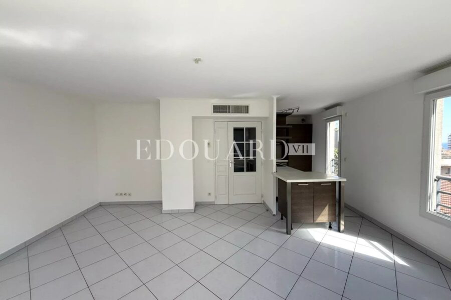 Appartement à louer à Beausoleil — Vue montagne — photo 6