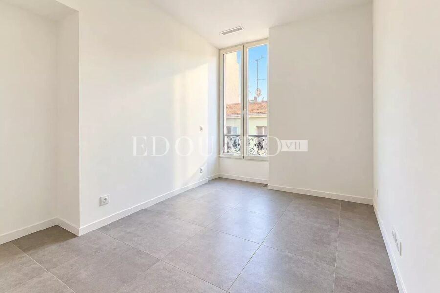 Appartement à vendre à Roquebrune-Cap-Martin — Vue sur la ville — photo 9
