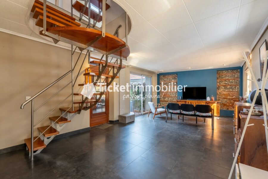 Maison à vendre à Toulouse — Vue sur la ville — photo 2
