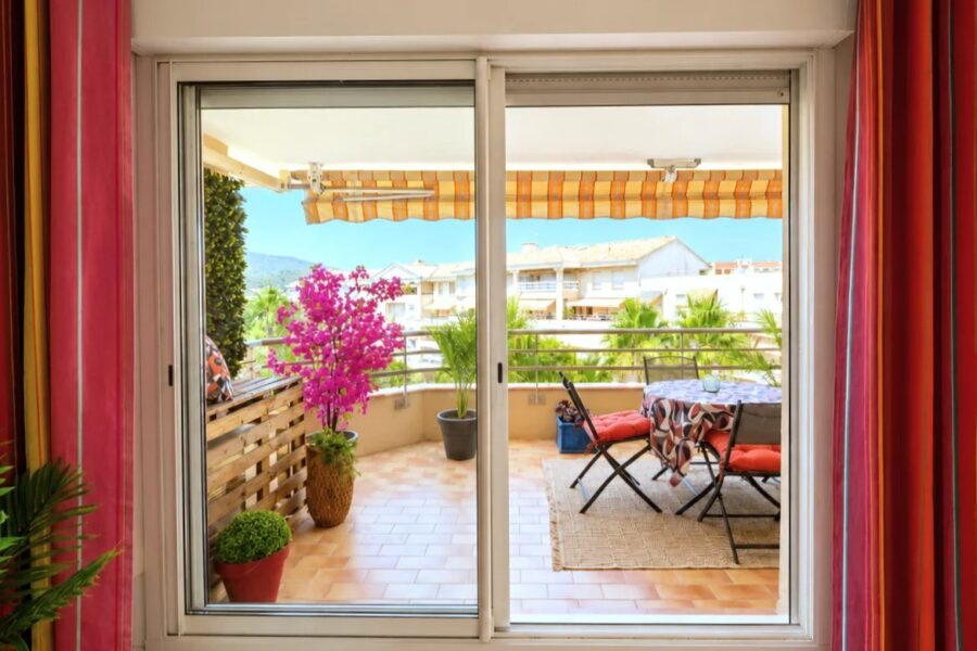 Appartement à vendre à Hyères — Vue parc & jardin — photo 3