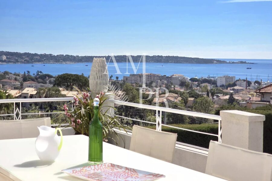 Maison à vendre à Vallauris — Vue mer — photo 2