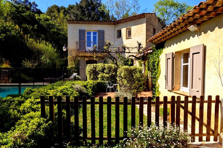 Maison à vendre à Roquefort-les-Pins — Vue nature — photo 8