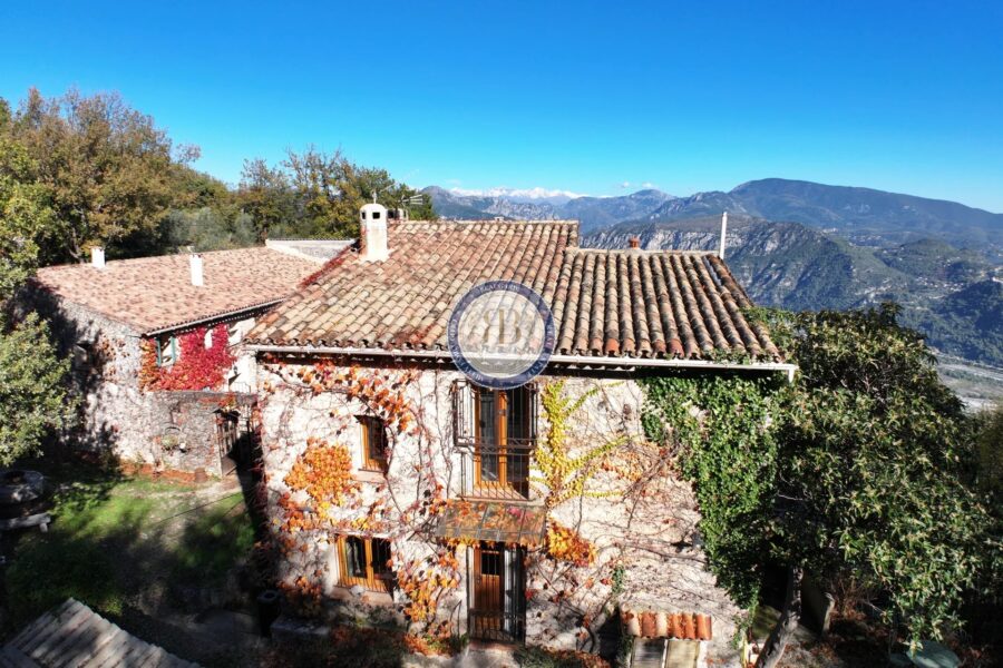 Maison à vendre à Le Broc — Vue montagne — photo 11