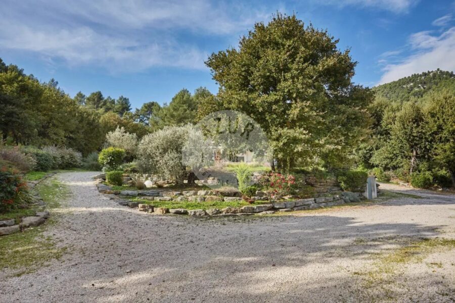 Maison à vendre à Cuges-les-Pins — Vue nature — photo 28