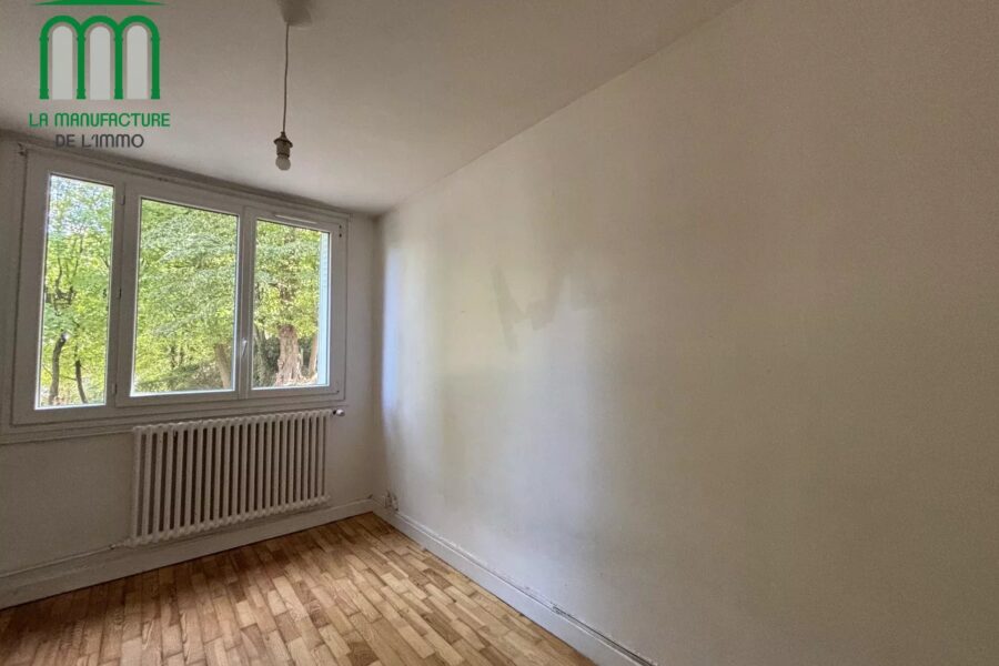 Appartement à vendre à Saint-Étienne — Vue nature — photo 15