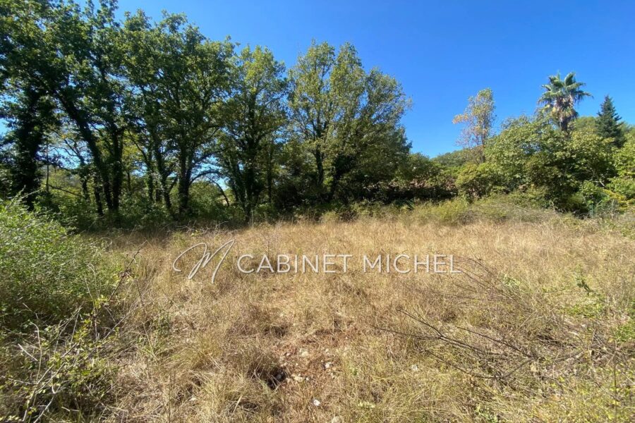 Terrain à vendre à Roquefort-les-Pins — Vue dégagée — photo 1