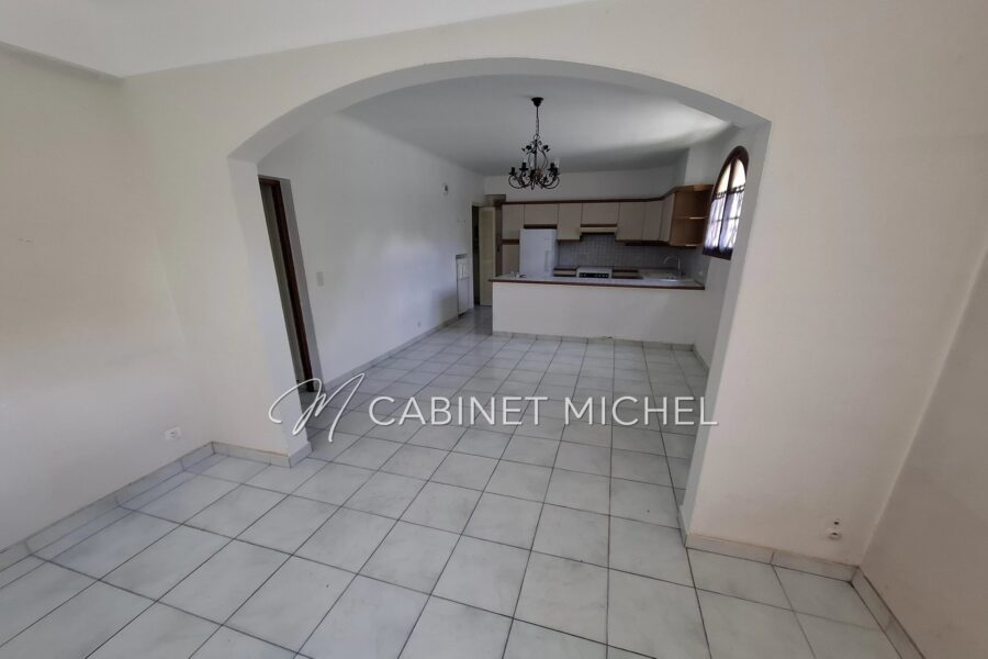 Maison à vendre à Roquefort-les-Pins — Vue parc & jardin — photo 16