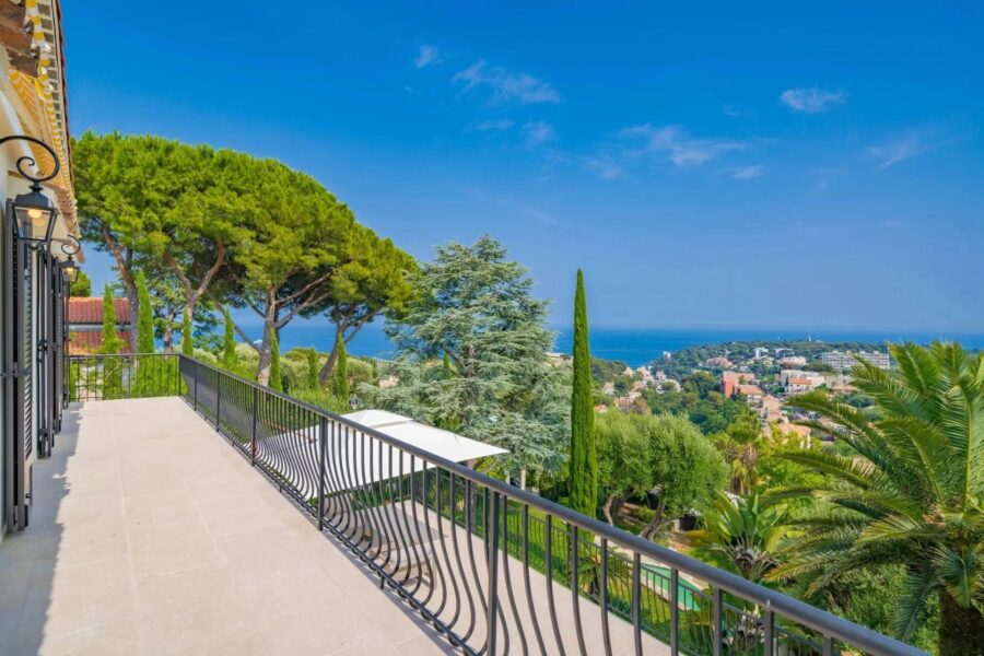 Maison à vendre à Roquebrune-Cap-Martin — Vue mer — photo 8