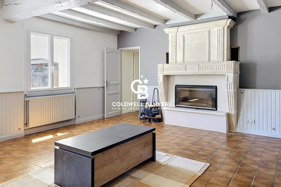 Maison à vendre à Sainte-Lheurine — Vue parc & jardin — photo 11