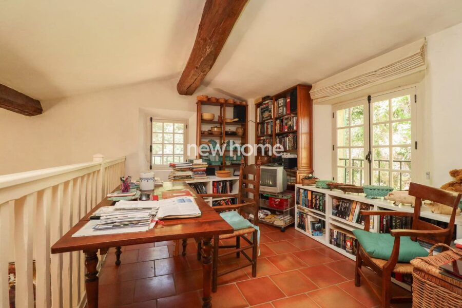 Maison à vendre à Montauroux — Vue montagne — photo 13