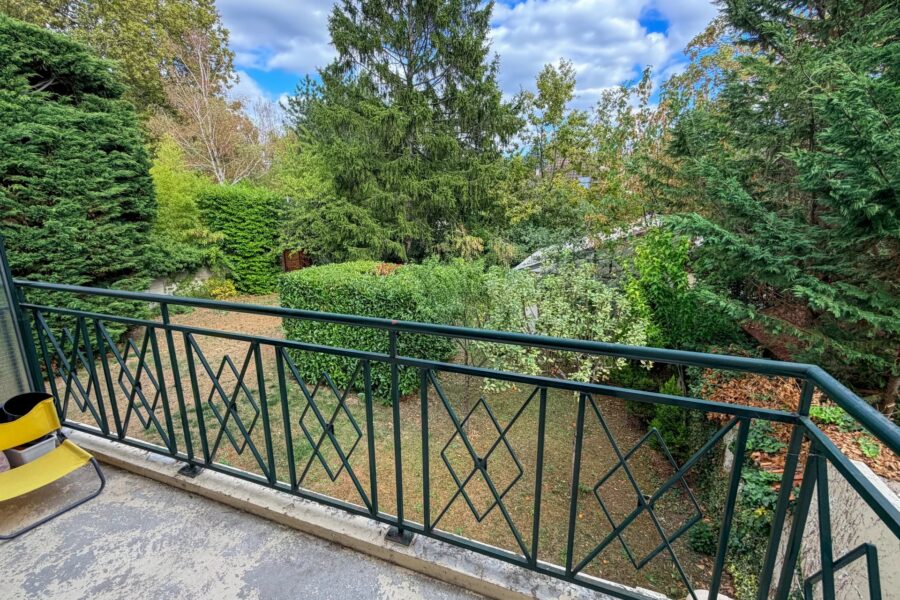 Appartement à vendre à Le Raincy — Vue parc & jardin — photo 1