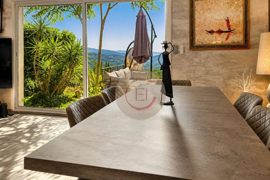 Maison à vendre à Les Adrets-de-l&rsquo;Estérel — Vue mer — photo 11