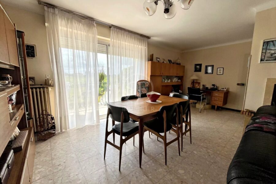 Maison à vendre à Puisseguin — Vue sur la ville — photo 8