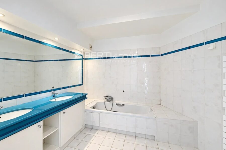 Appartement à vendre à Mandelieu-la-Napoule — Vue montagne — photo 6
