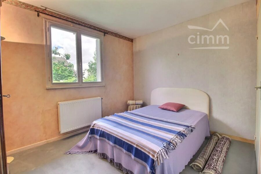 Maison à vendre à Joué-lès-Tours — Vue parc & jardin — photo 11