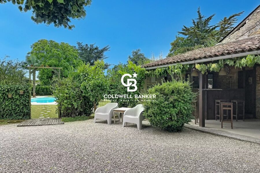 Maison à vendre à Aumagne — Vue parc & jardin — photo 7