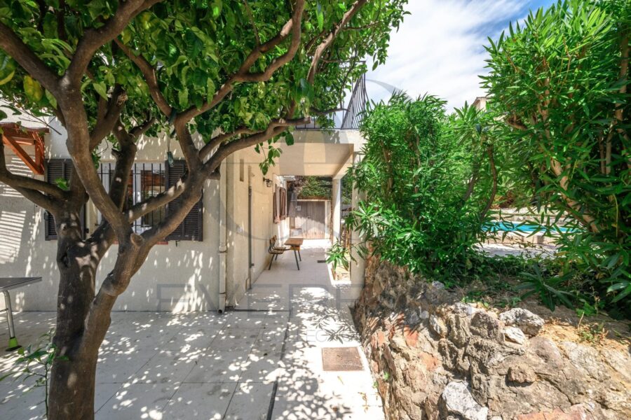 Maison à vendre à Cagnes-sur-Mer — Vue parc & jardin — photo 20