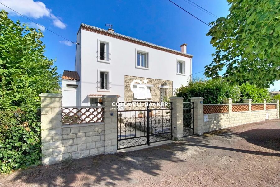 Maison à vendre à Saintes — Vue parc & jardin — photo 13