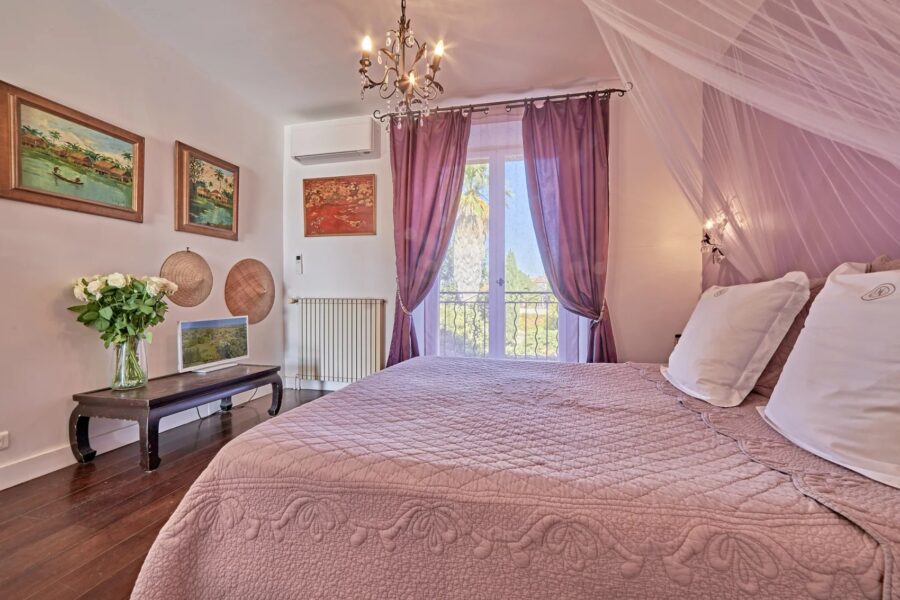 Maison à vendre à La Londe-les-Maures — Vue parc & jardin — photo 32