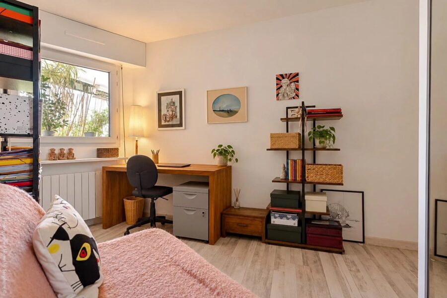 Appartement à vendre à Marseille 6e arrondissement — Vue sur la ville — photo 12