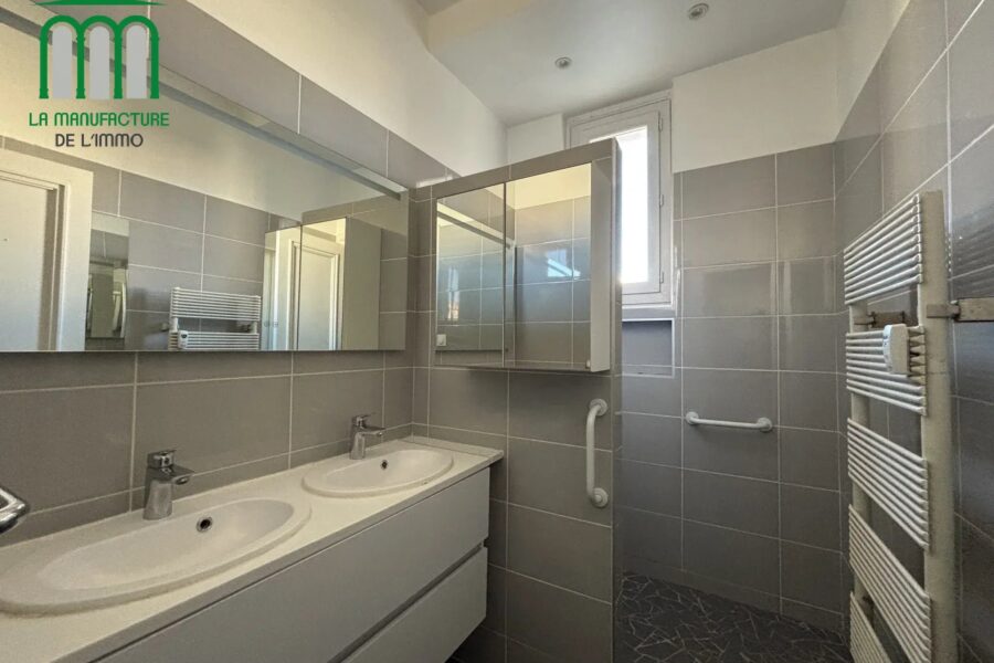 Appartement à vendre à Saint-Étienne — Vue sur la ville — photo 9