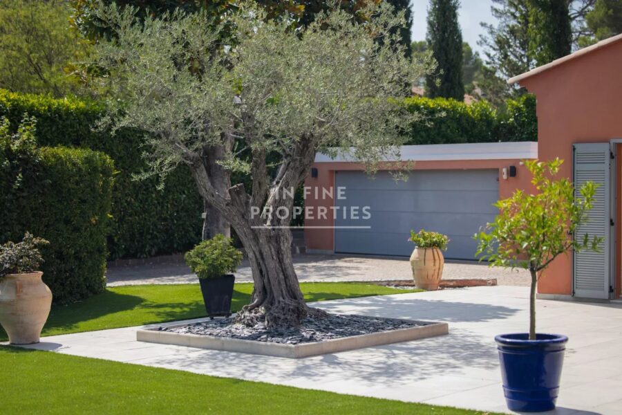 Maison à vendre à Mougins — Vue parc & jardin — photo 27