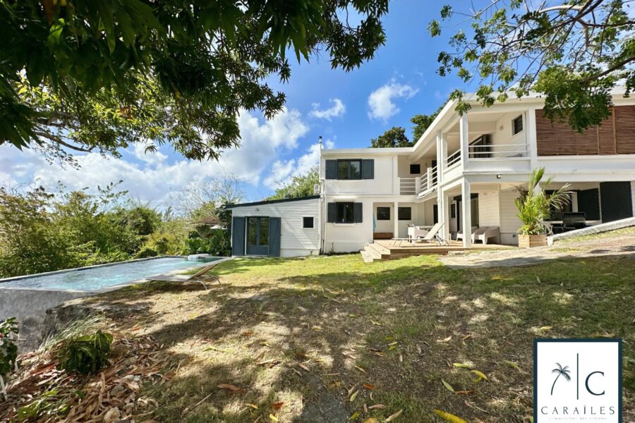 Maison à vendre à Fort-de-France — Vue mer — photo 2